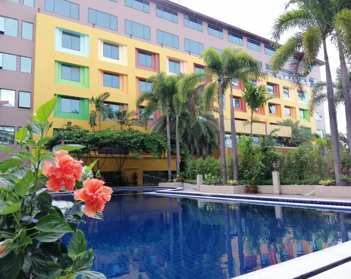 Boutique Hotel Pattaya Exterior photo
